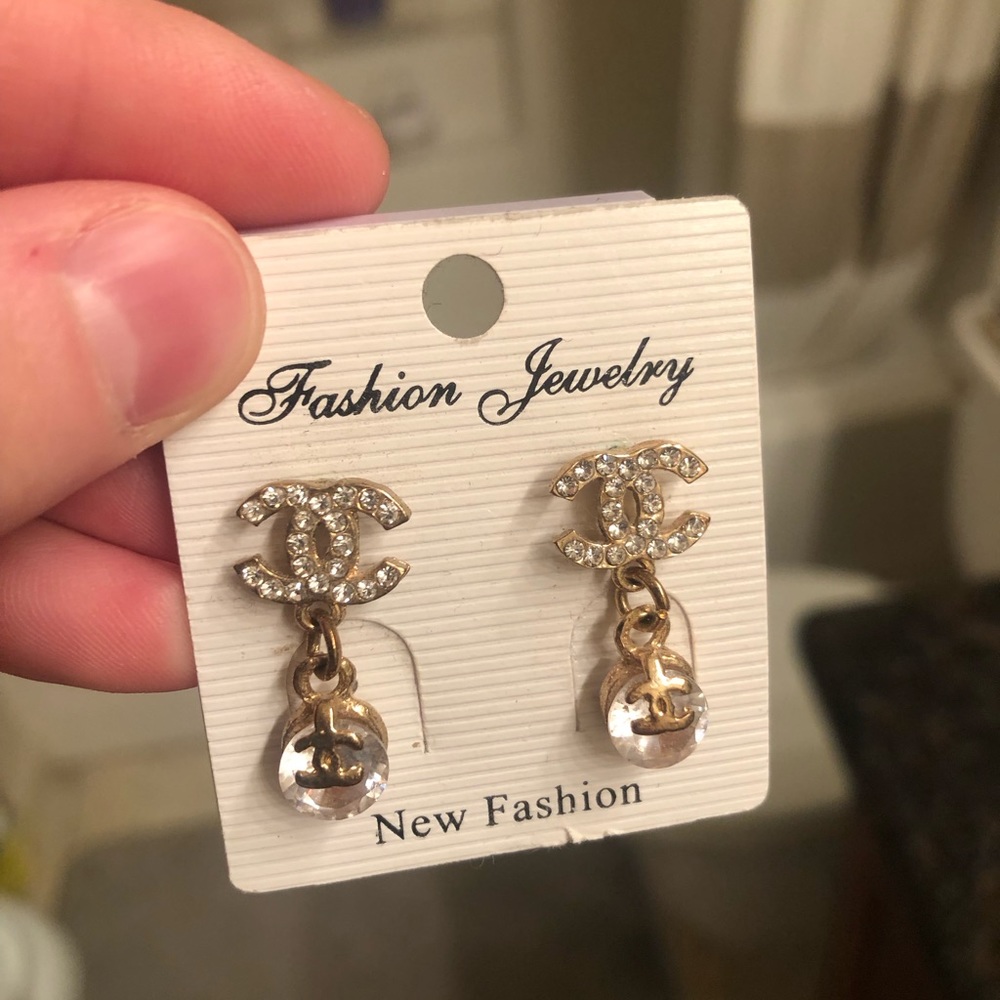 Luxury earrings